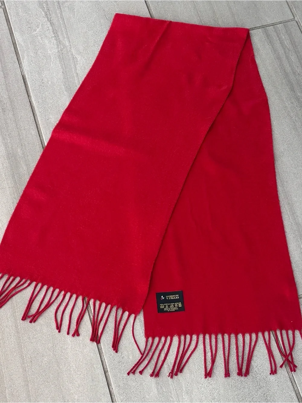 V. Fraas Cashmink 100% acrylic Red Fringe trim Scarf Made in Germany Unisex